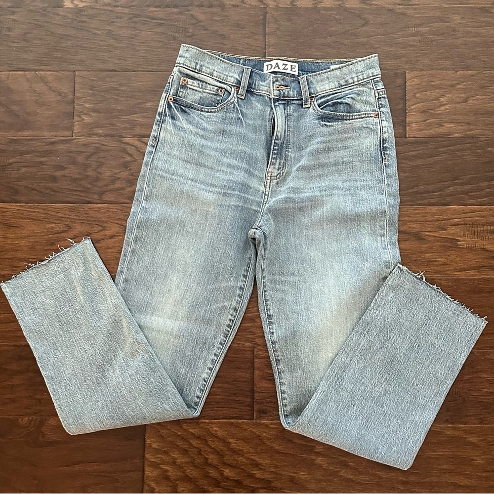 DAZE straight leg boyfriend jeans 28